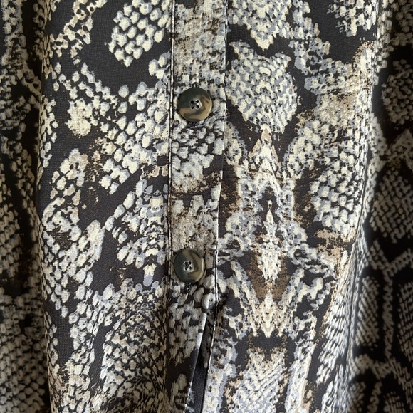 Massimo Dutti Chiffon A-line snake print skirt - Picture 4 of 6